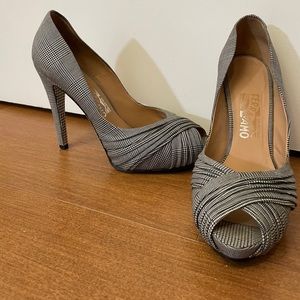 Salvatore Ferragamo Sz9 Pump